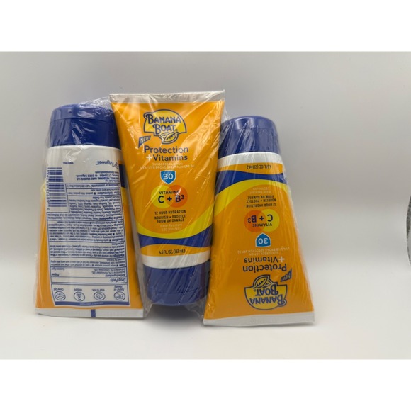 Banana Boat Protection + Vitamins SPF 30 Sunscreen Lotion 4.5 oz 3 Pk EXP 12/25 - Picture 1 of 4